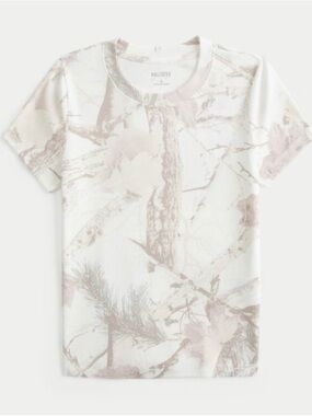 Hollister Short Sleeve Tee with Subtle Woodland Print in Cream and Taupe